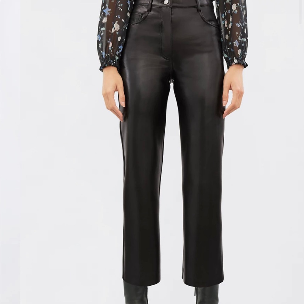 Aritzia Melina Cropped Pants